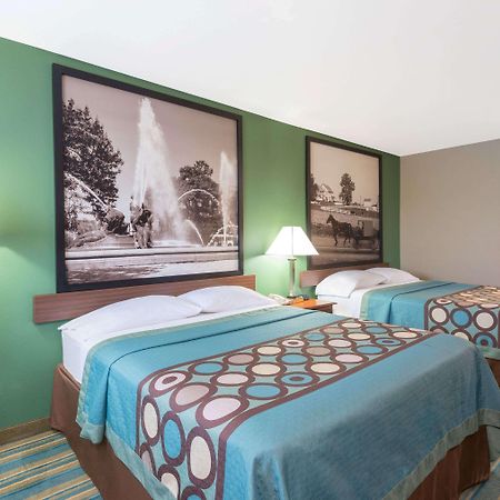 Super 8 By Wyndham Greencastle Bagian luar foto